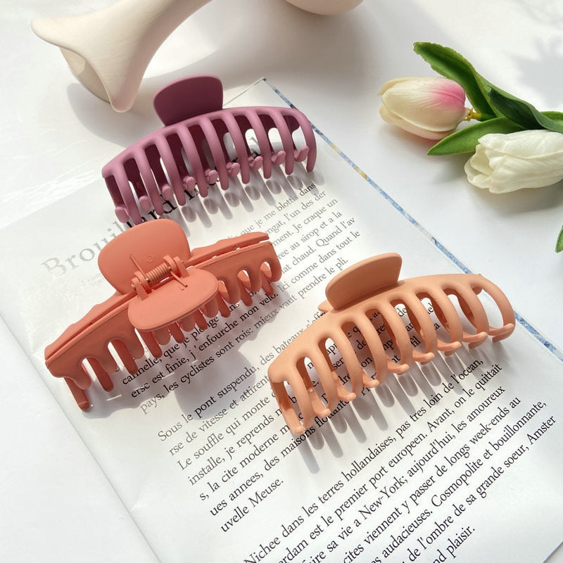 Women's Solid Color Large Claw Hair Clip