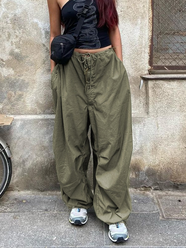 Women's Loose Fitting Low Waisted Drawstring Cargo Pants